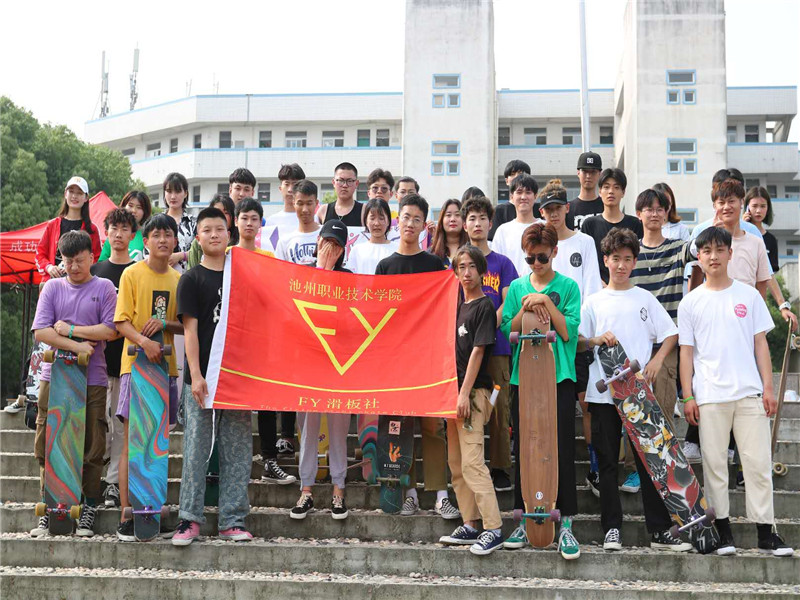 大合照2.jpg