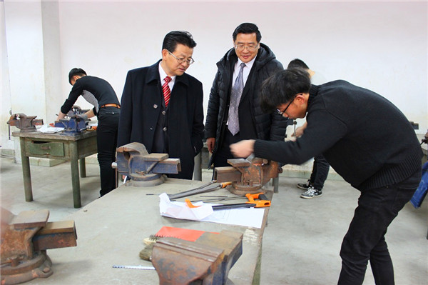 学院技能大赛1_78372.jpg 学院技能大赛1.jpg