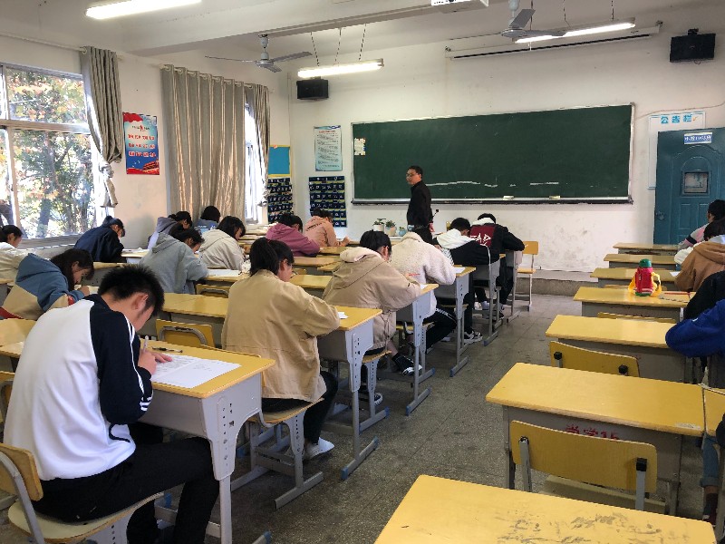 考试4_16475.jpg